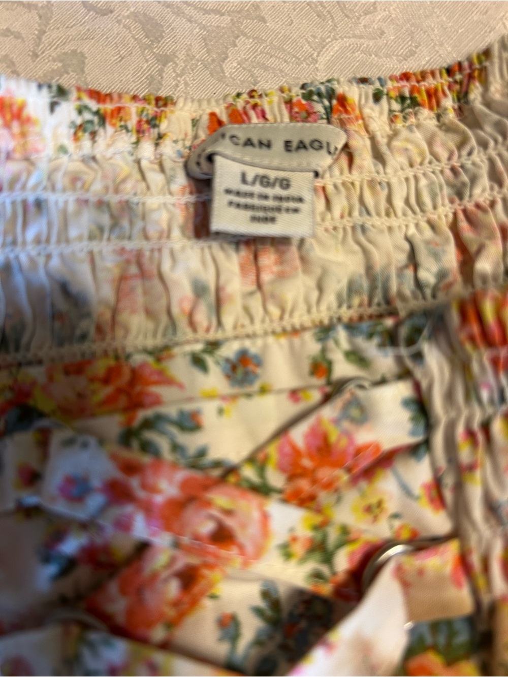 American Eagle Outfitters White Floral Smocked Lace-Up Crop Cami - Picture 4 of 4
